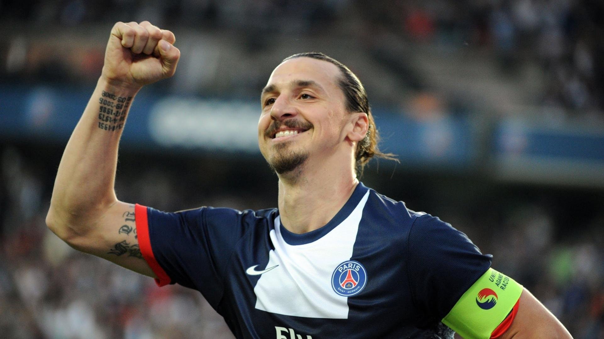 卫冕冠军迎战劲敌，比赛结果牵动人心！，卫冕 冠军什么意思